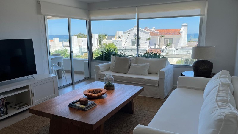 Departamento en alquiler con vista al mar a una cuadra de Montoya Beach, La Barra.